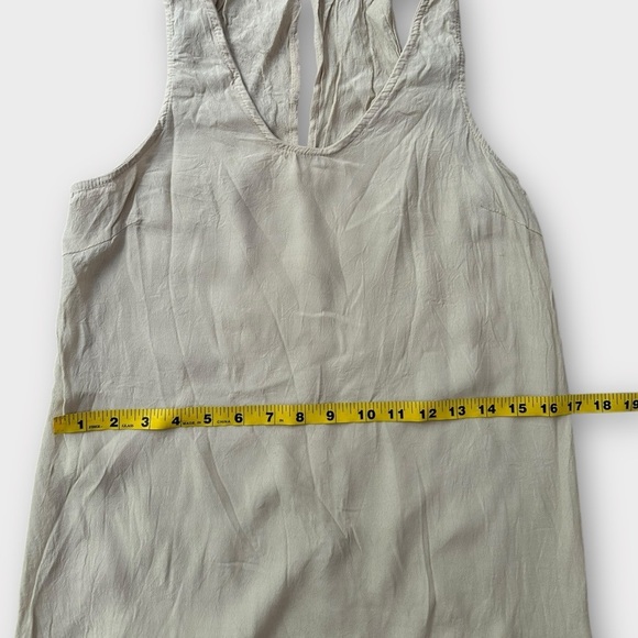 Astr Cream Sleeveless Linen Dress - Picture 4 of 8